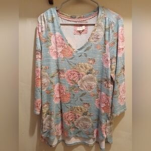 Cupio Pastel Floral V-Neck Blouse